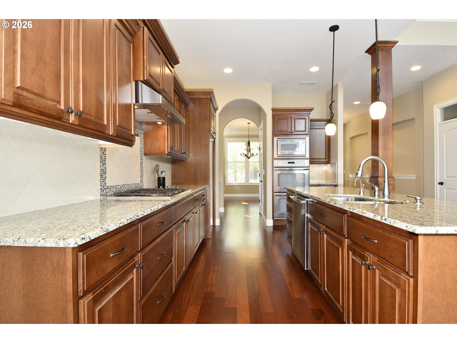 15325 NW DOMINION DR