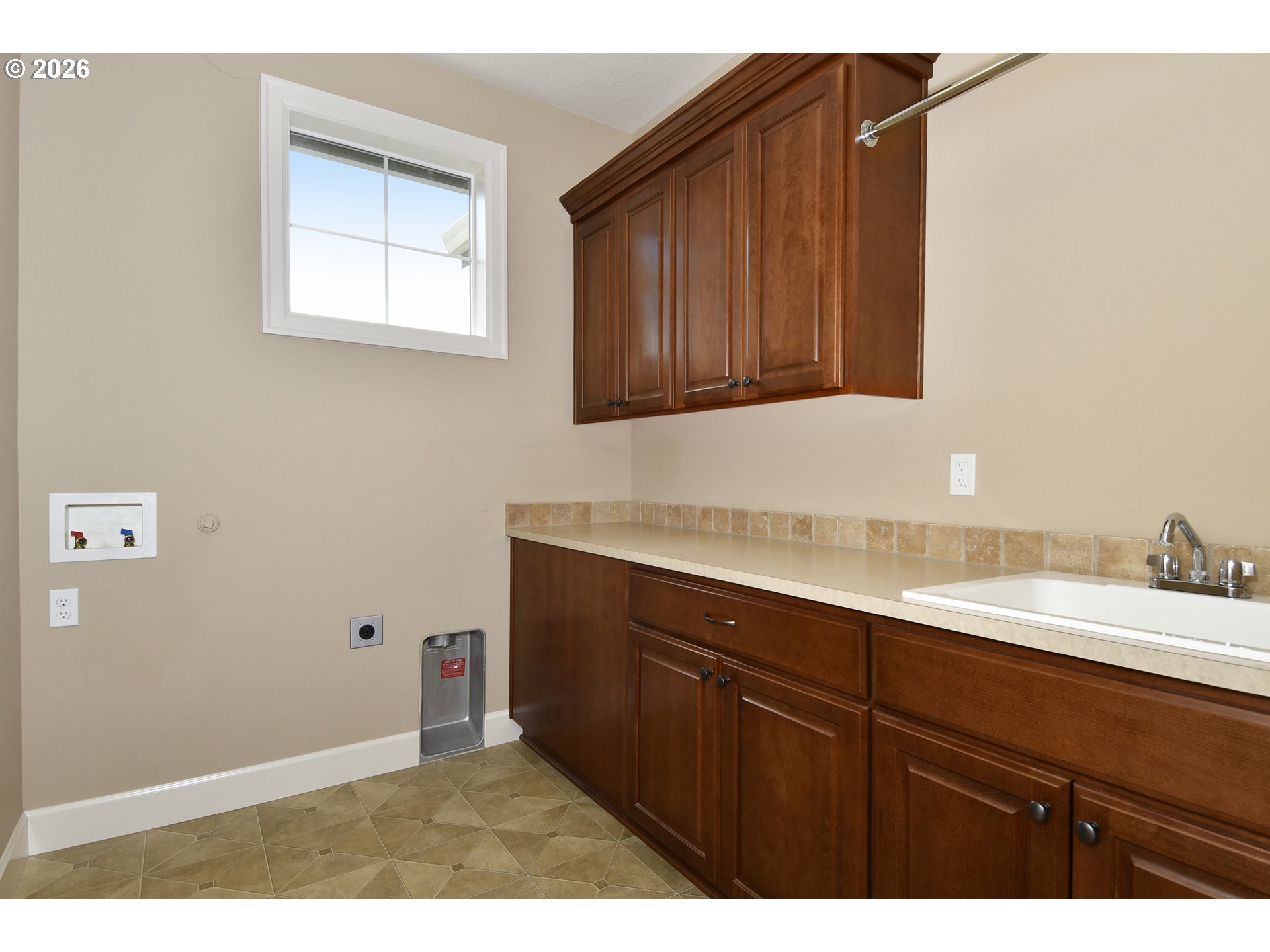15325 NW DOMINION DR