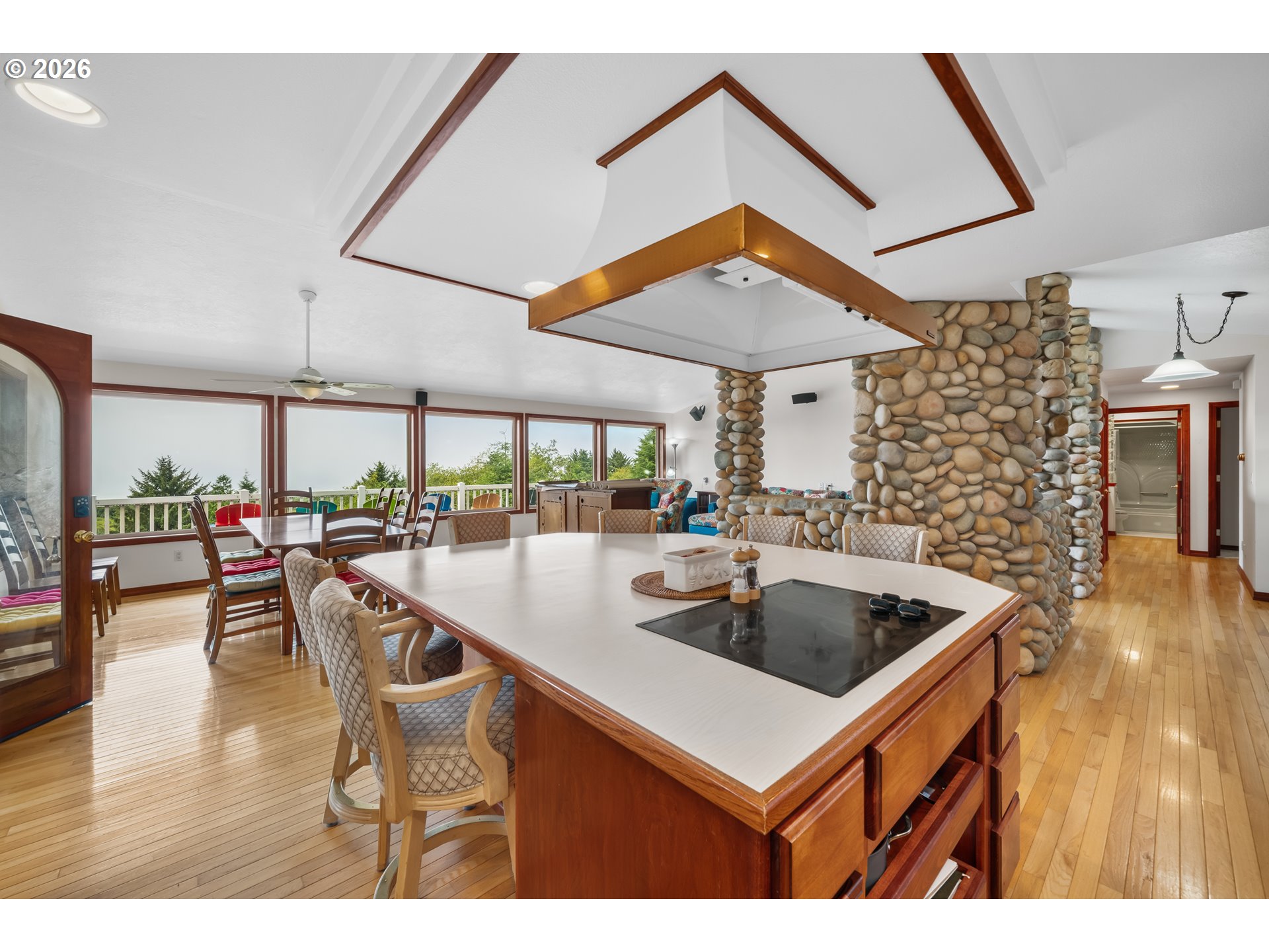 9675 SCENIC VIEW DR