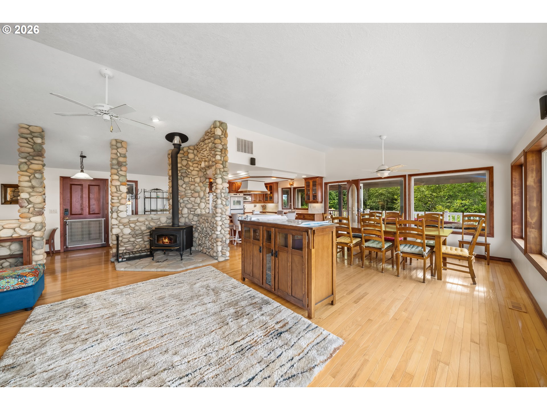 9675 SCENIC VIEW DR