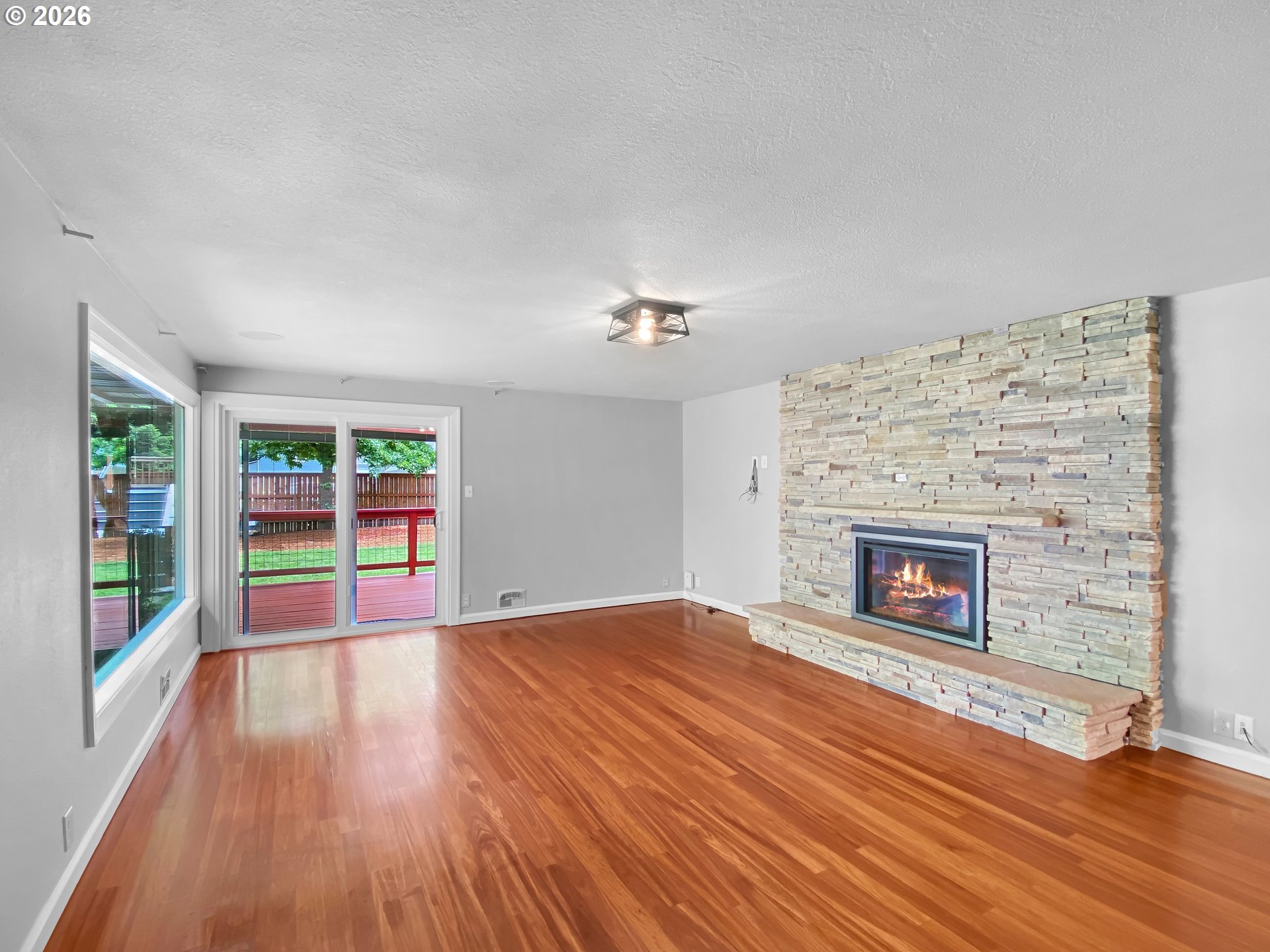 6286 HARRINGTON AVE