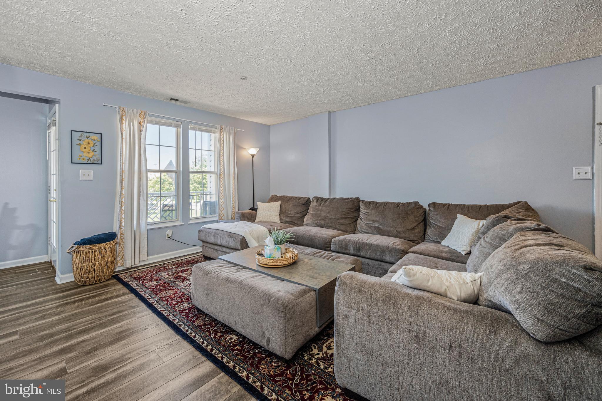 702 Orchard Overlook #204