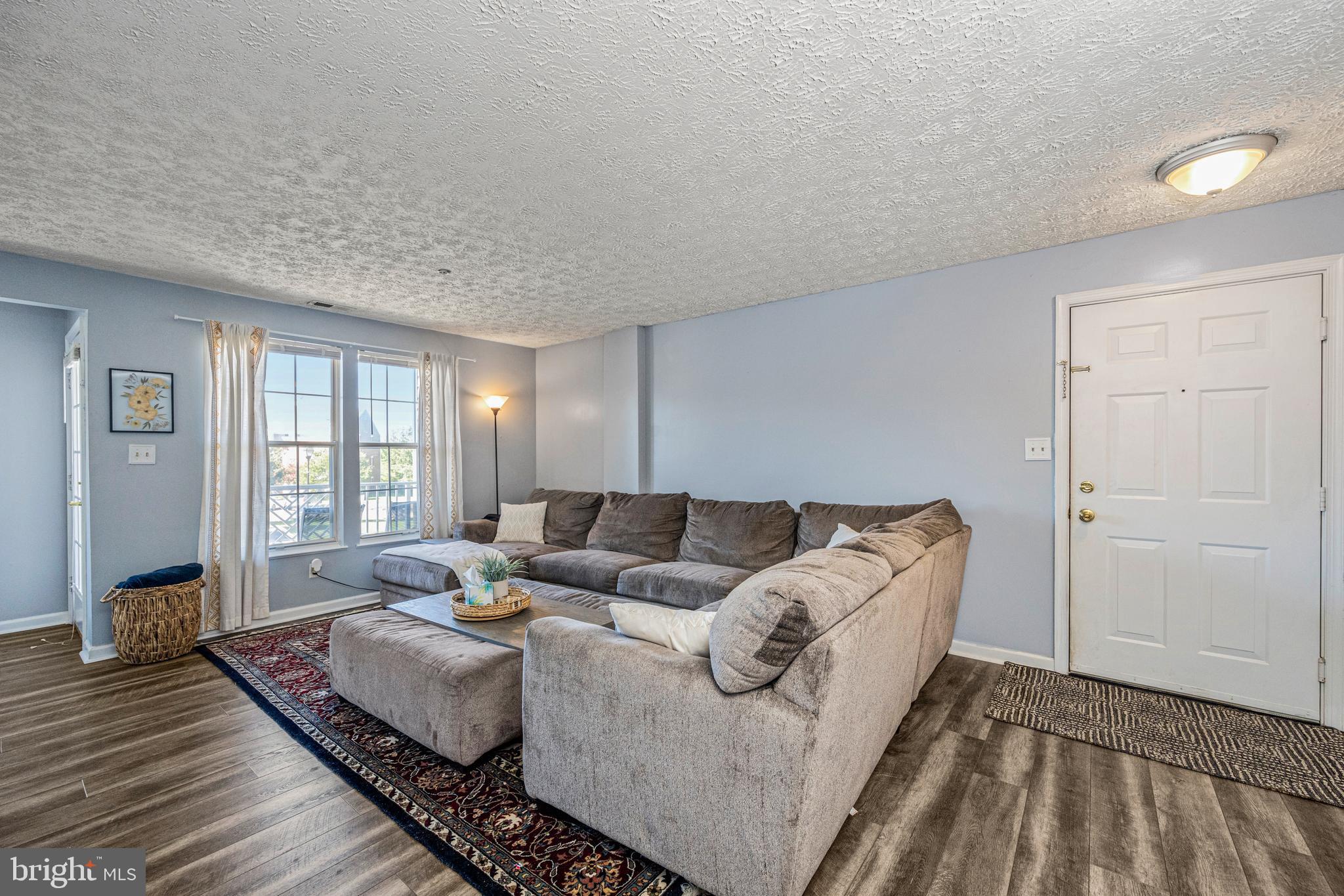 702 Orchard Overlook #204