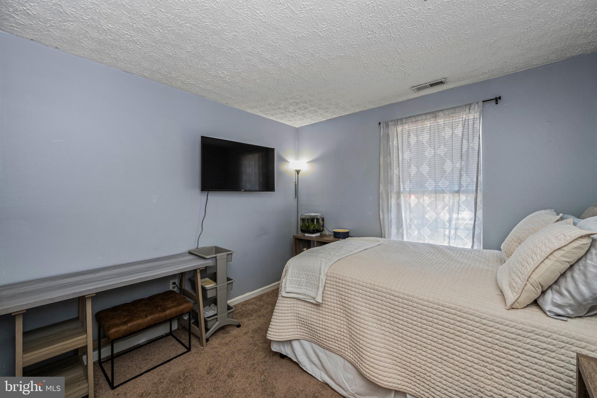 702 Orchard Overlook #204