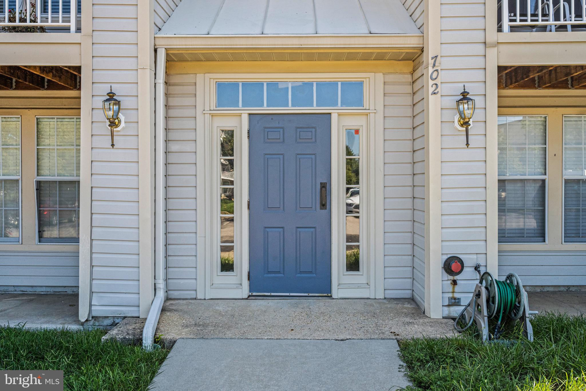 702 Orchard Overlook #204