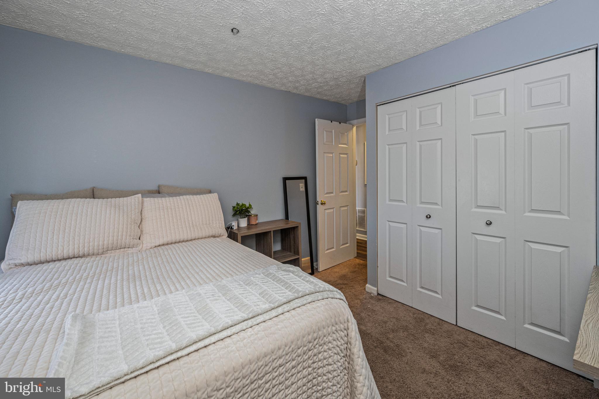 702 Orchard Overlook #204