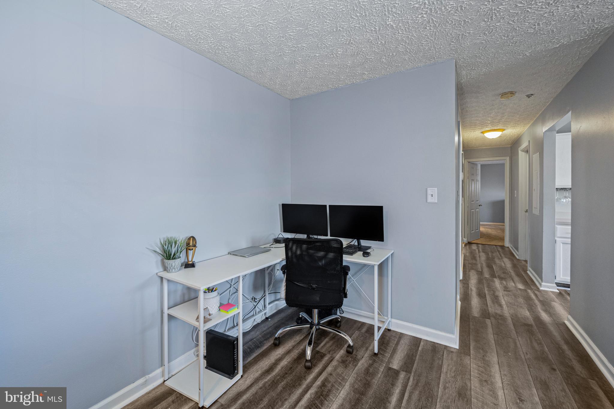 702 Orchard Overlook #204