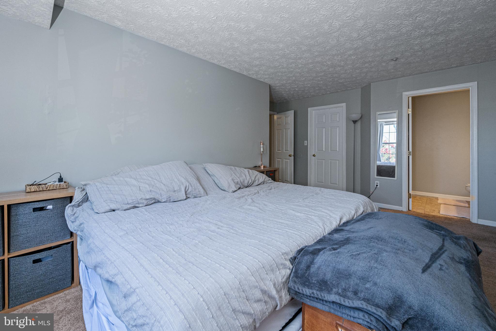 702 Orchard Overlook #204