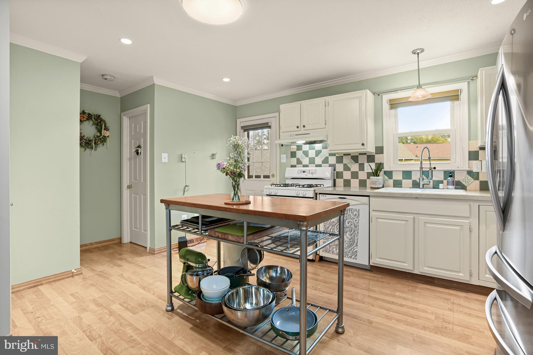 1003 Sitka Spruce Ln