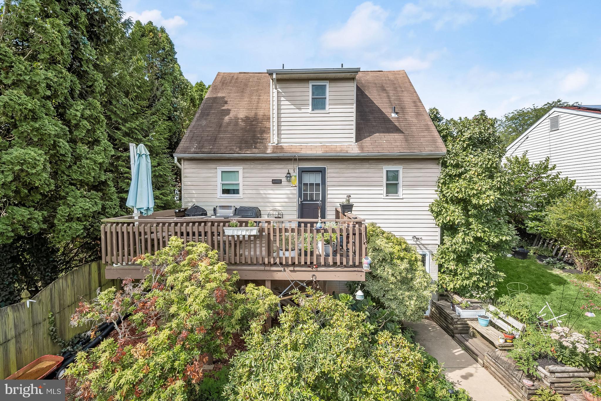 1003 Sitka Spruce Ln