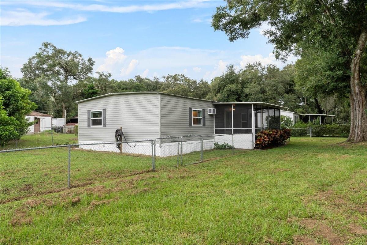 2976 THORNHILL RD