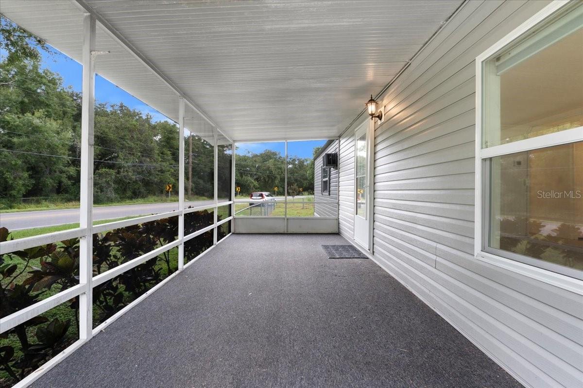 2976 THORNHILL RD