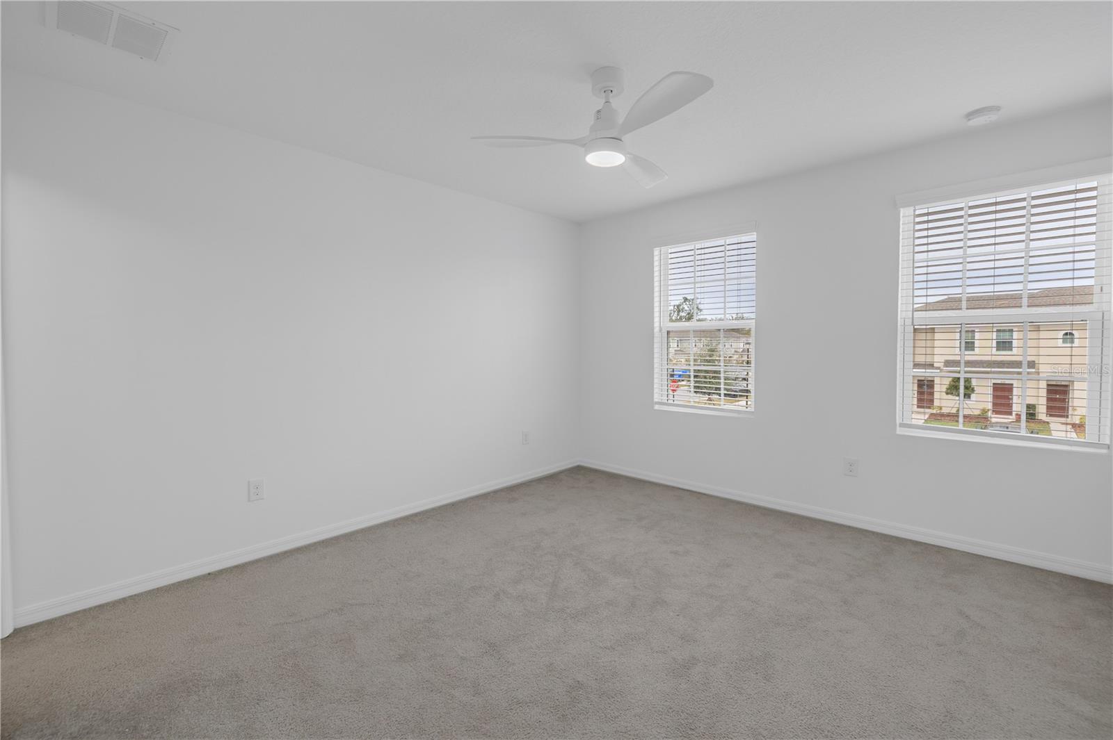 6111 FAIRMONT LN