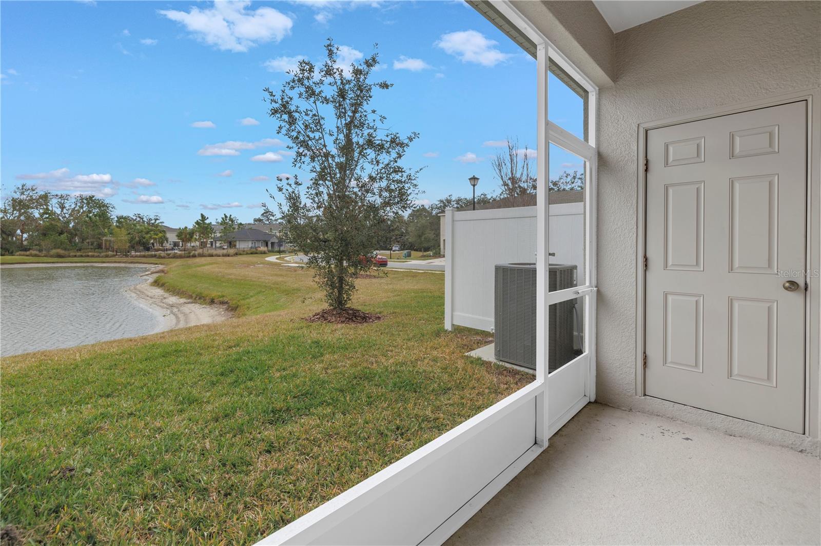 6111 FAIRMONT LN