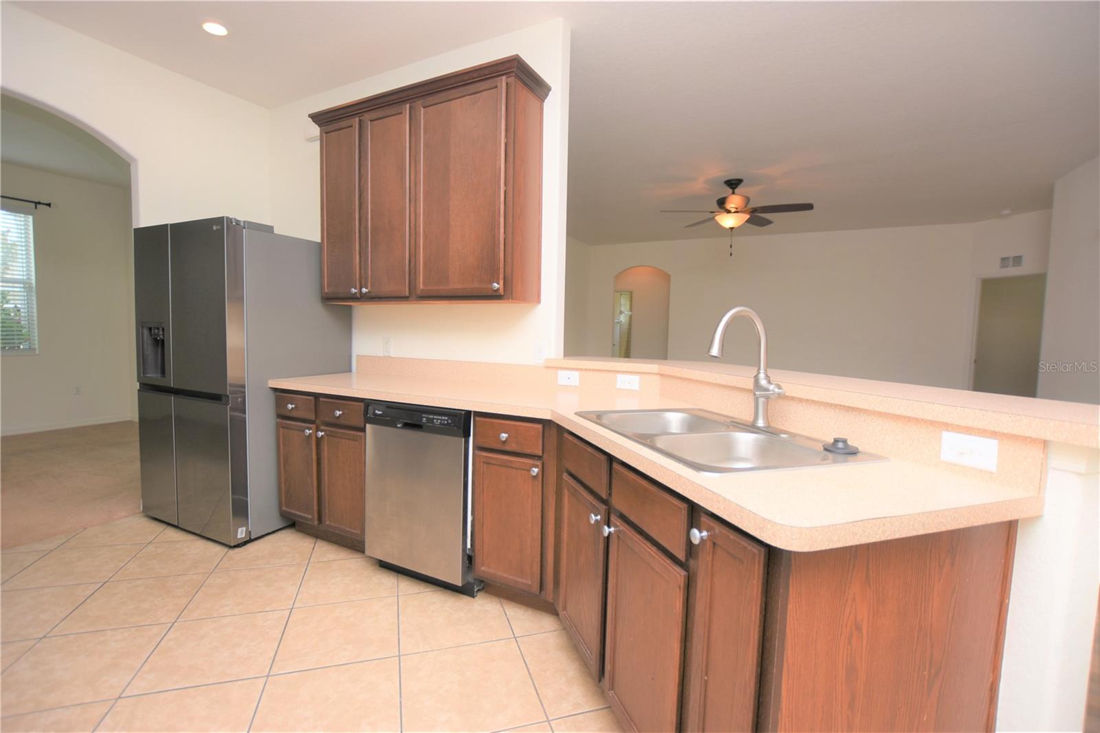 6339 HICKORY LEAF PL