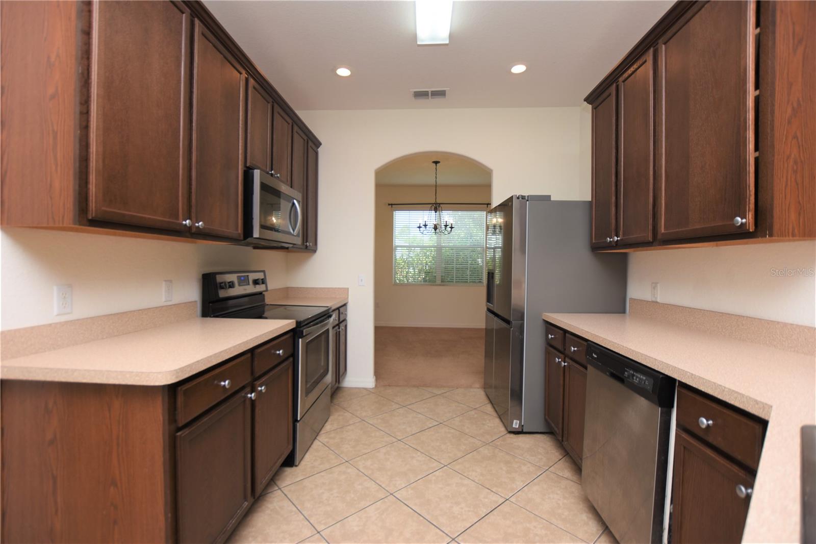 6339 HICKORY LEAF PL