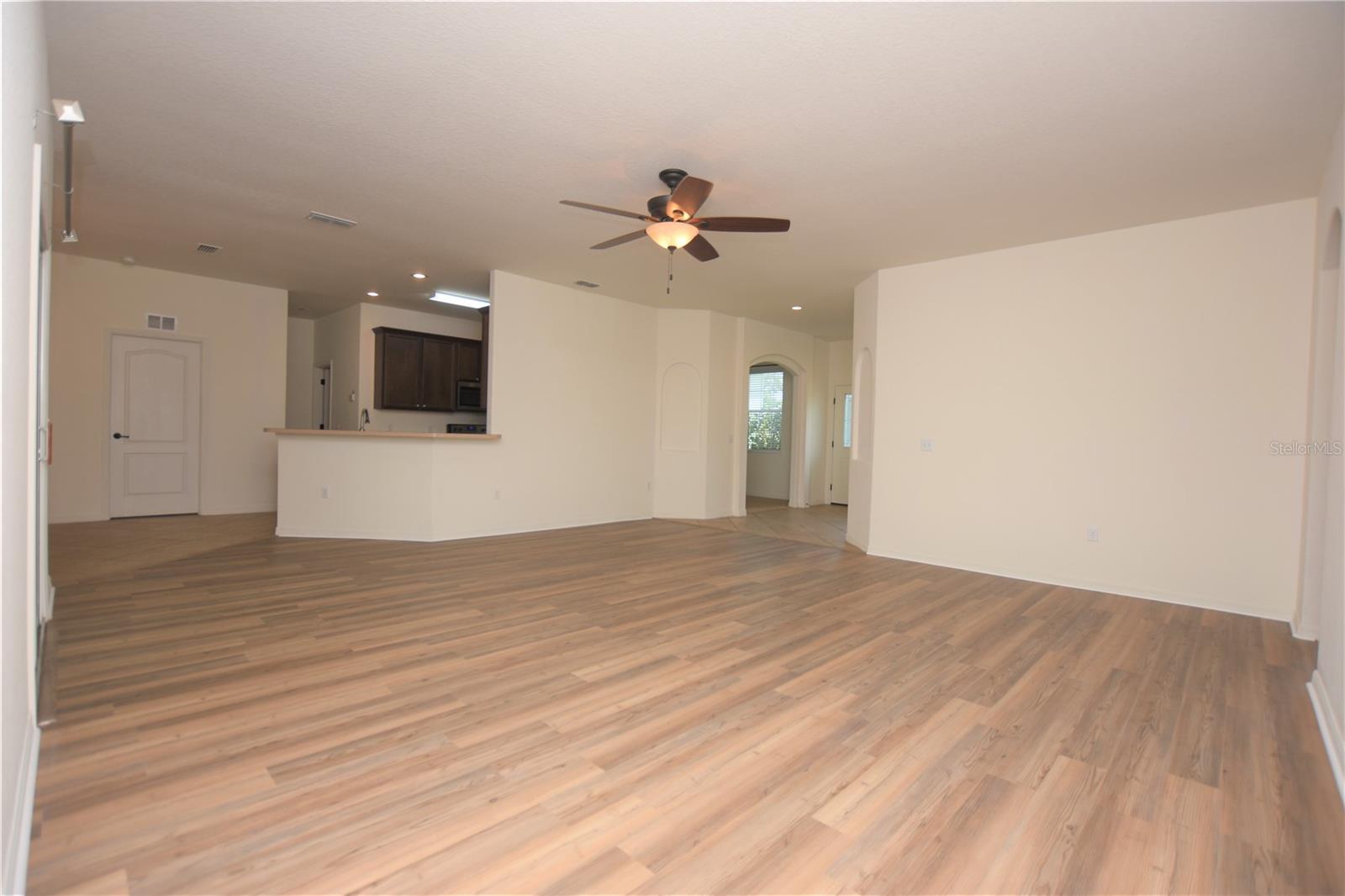 6339 HICKORY LEAF PL