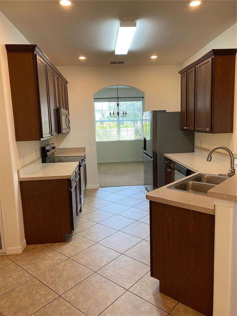 6339 HICKORY LEAF PL