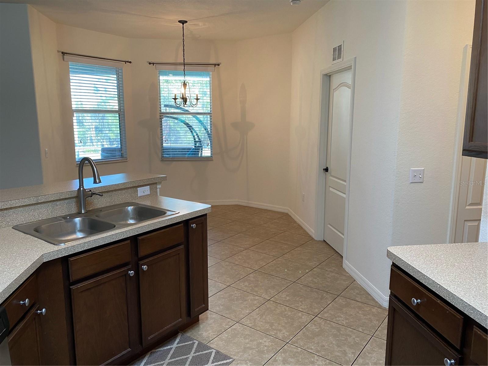6339 HICKORY LEAF PL