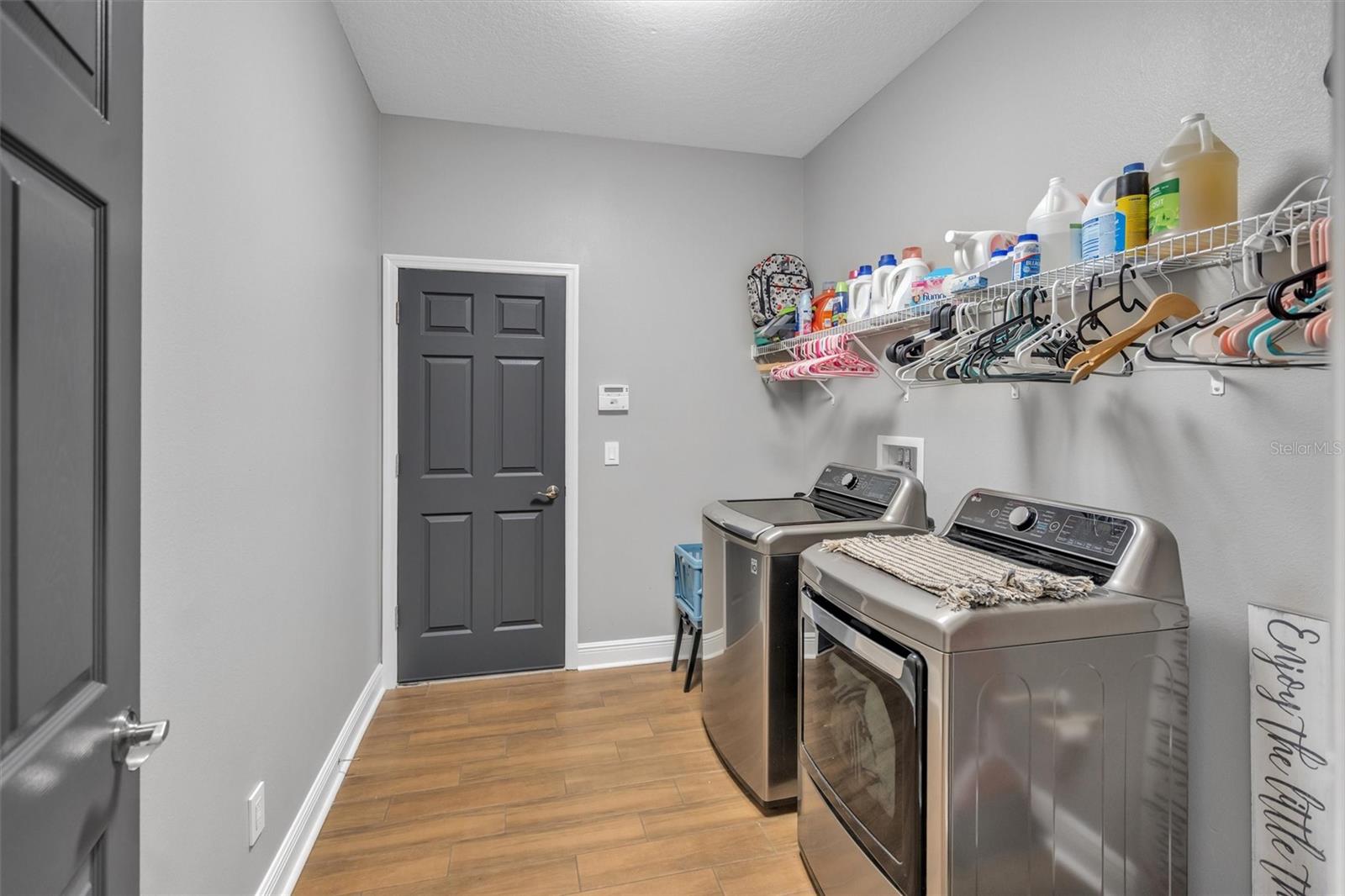 6247 HAWK GROVE CT