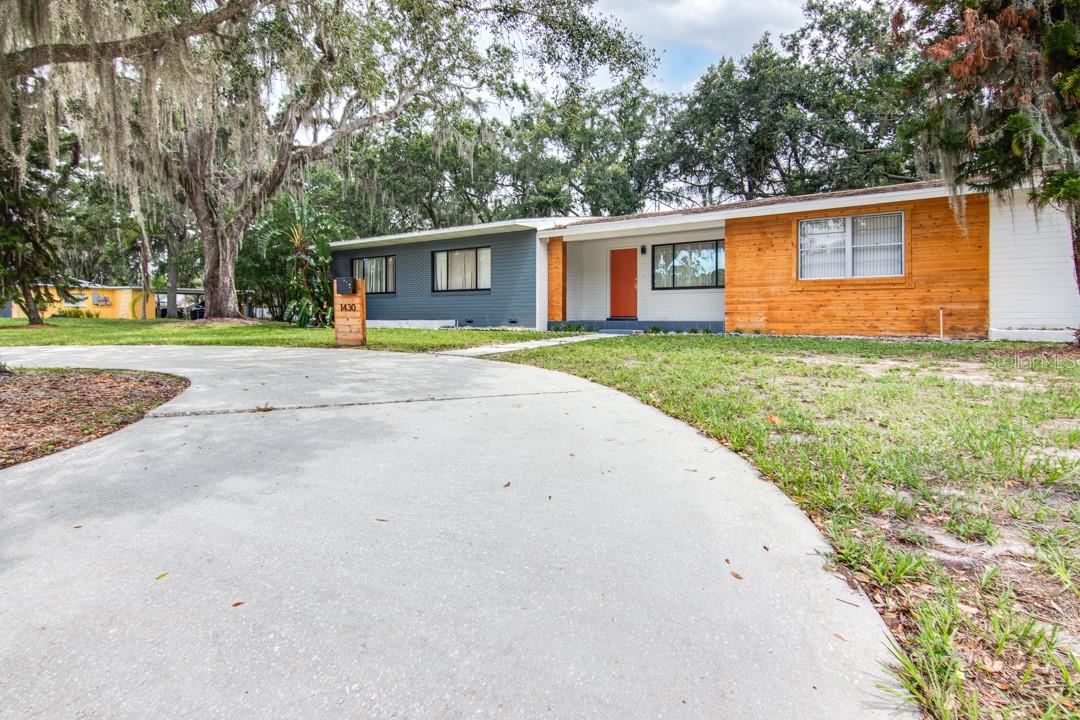 1430 E EDGEWOOD DR