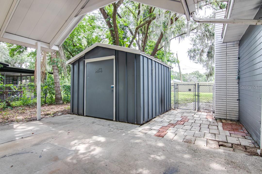 1430 E EDGEWOOD DR