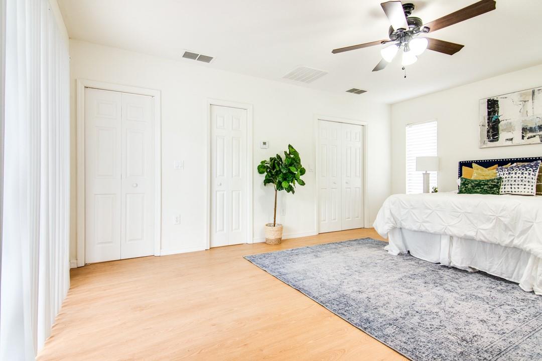 1430 E EDGEWOOD DR