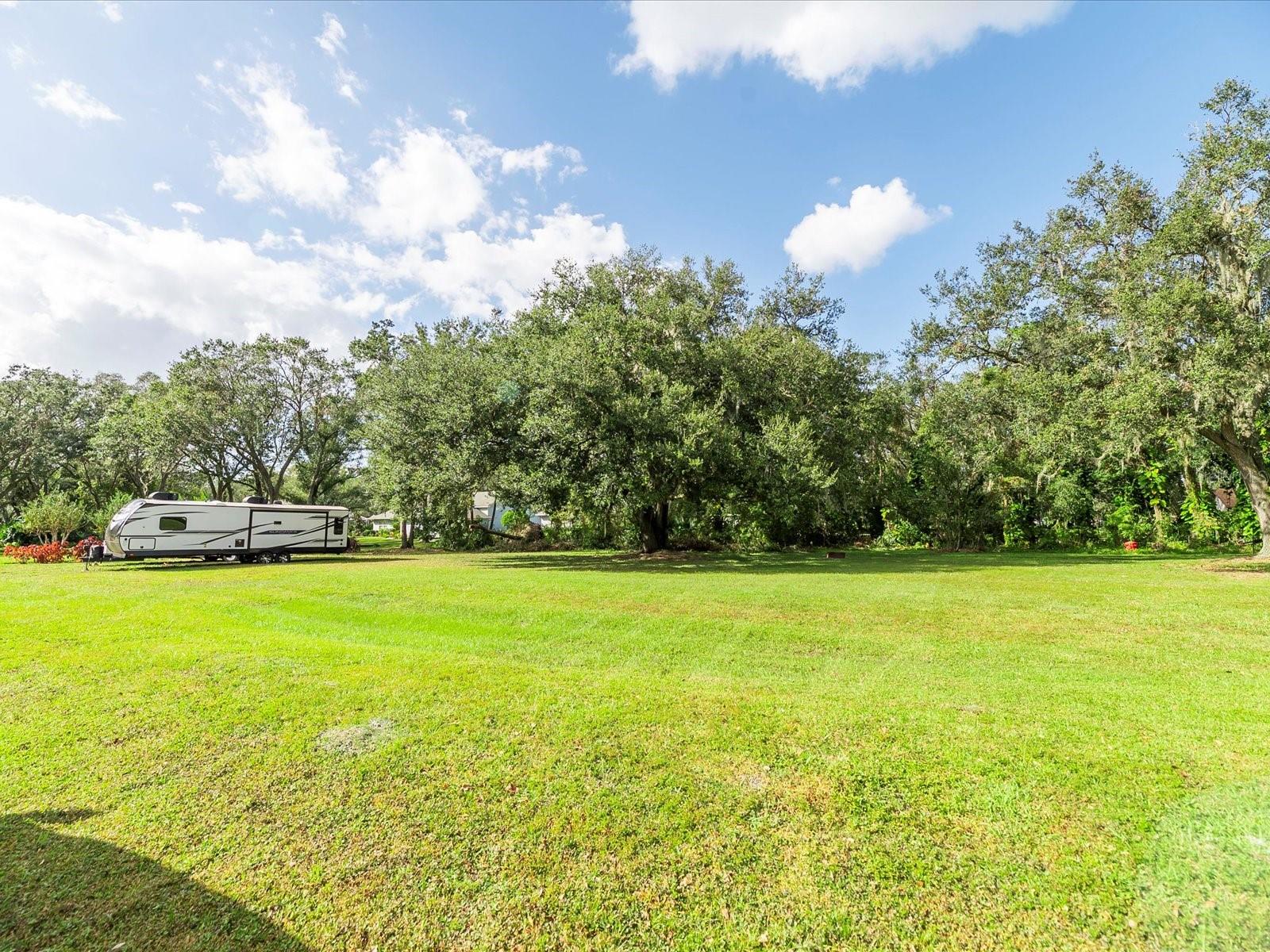 2801 DEERBROOK DR