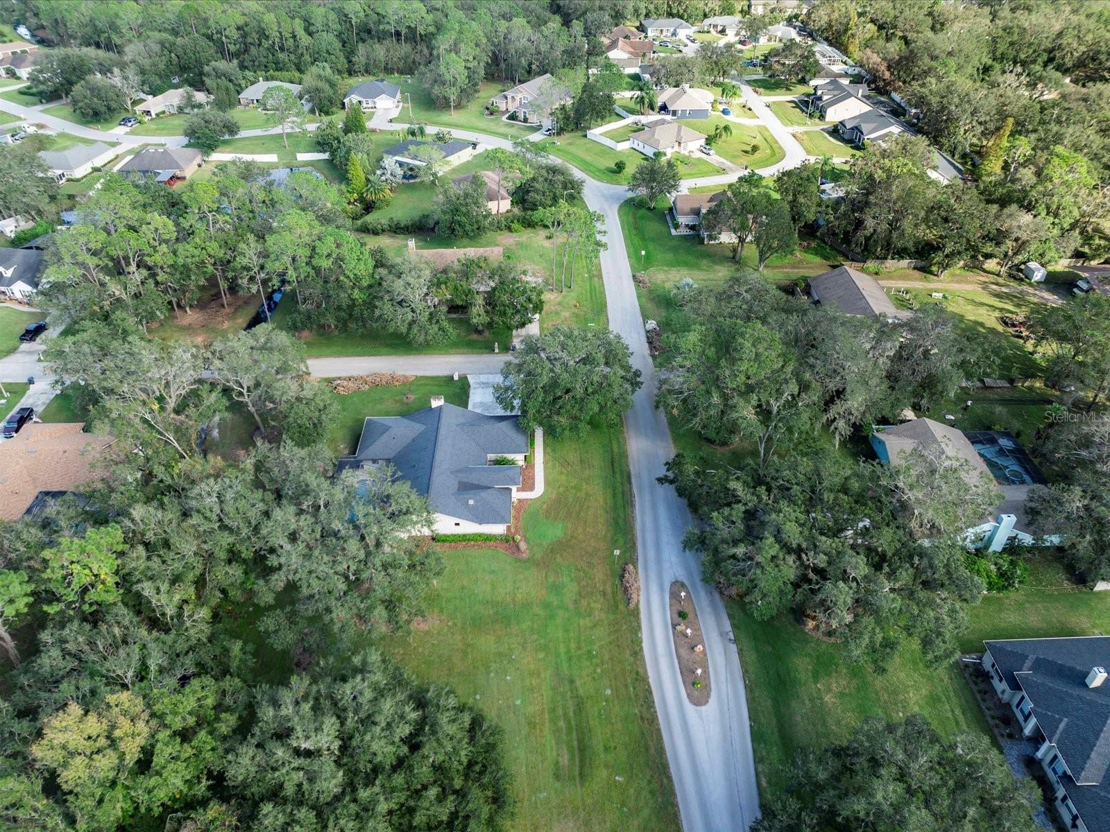 2801 DEERBROOK DR