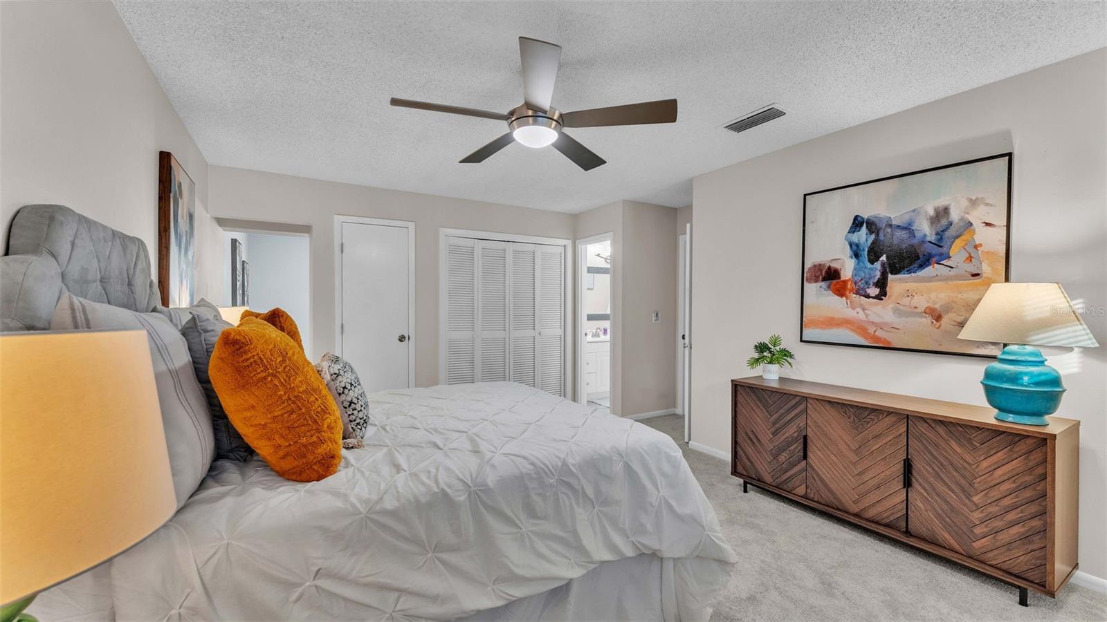 1605 ROSE DR