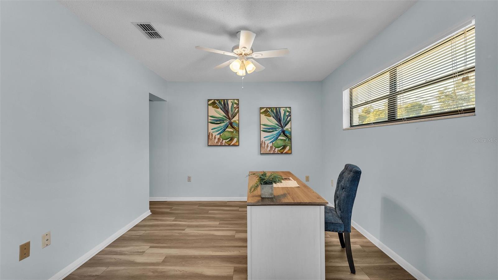 1605 ROSE DR