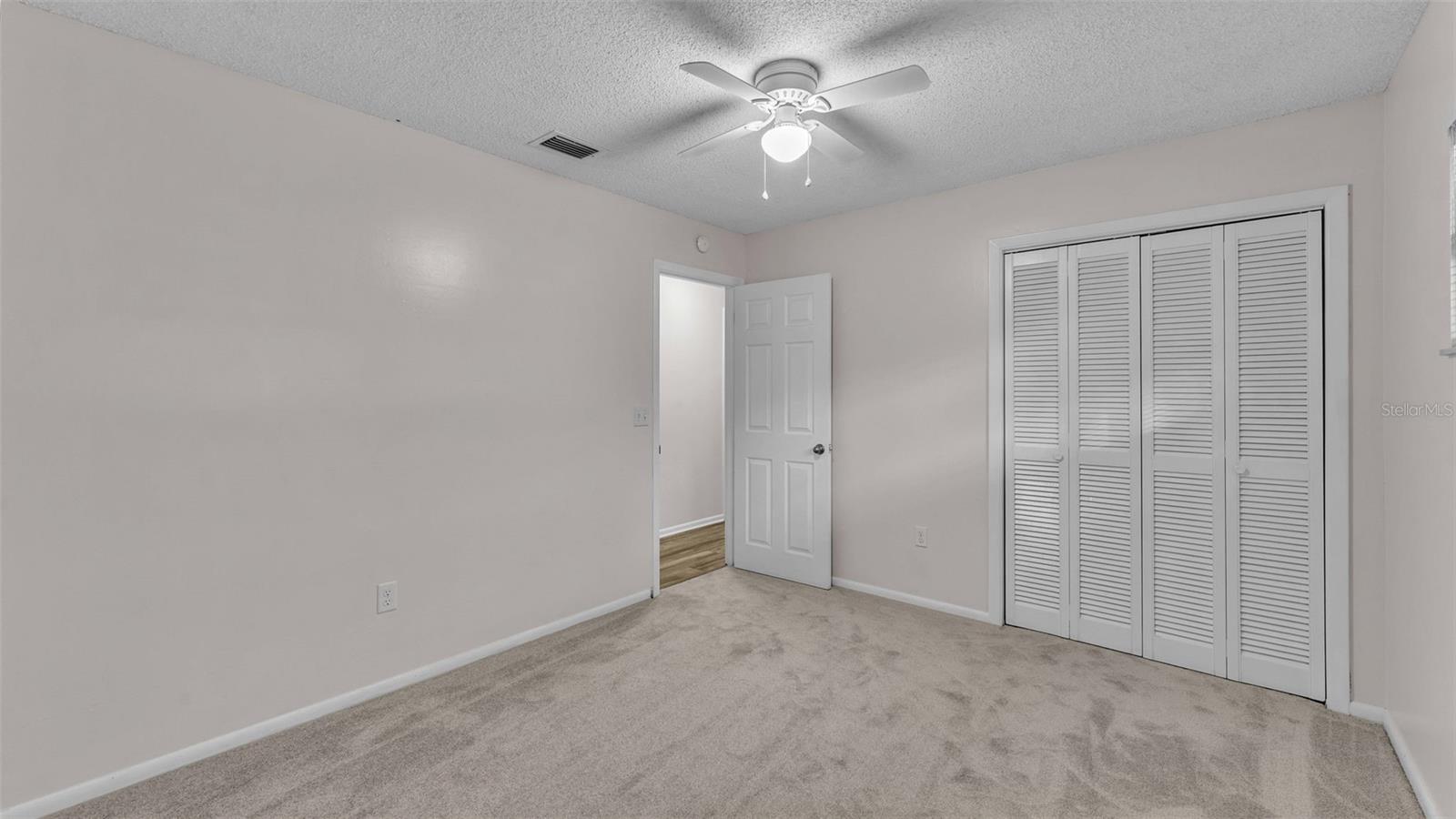 1605 ROSE DR