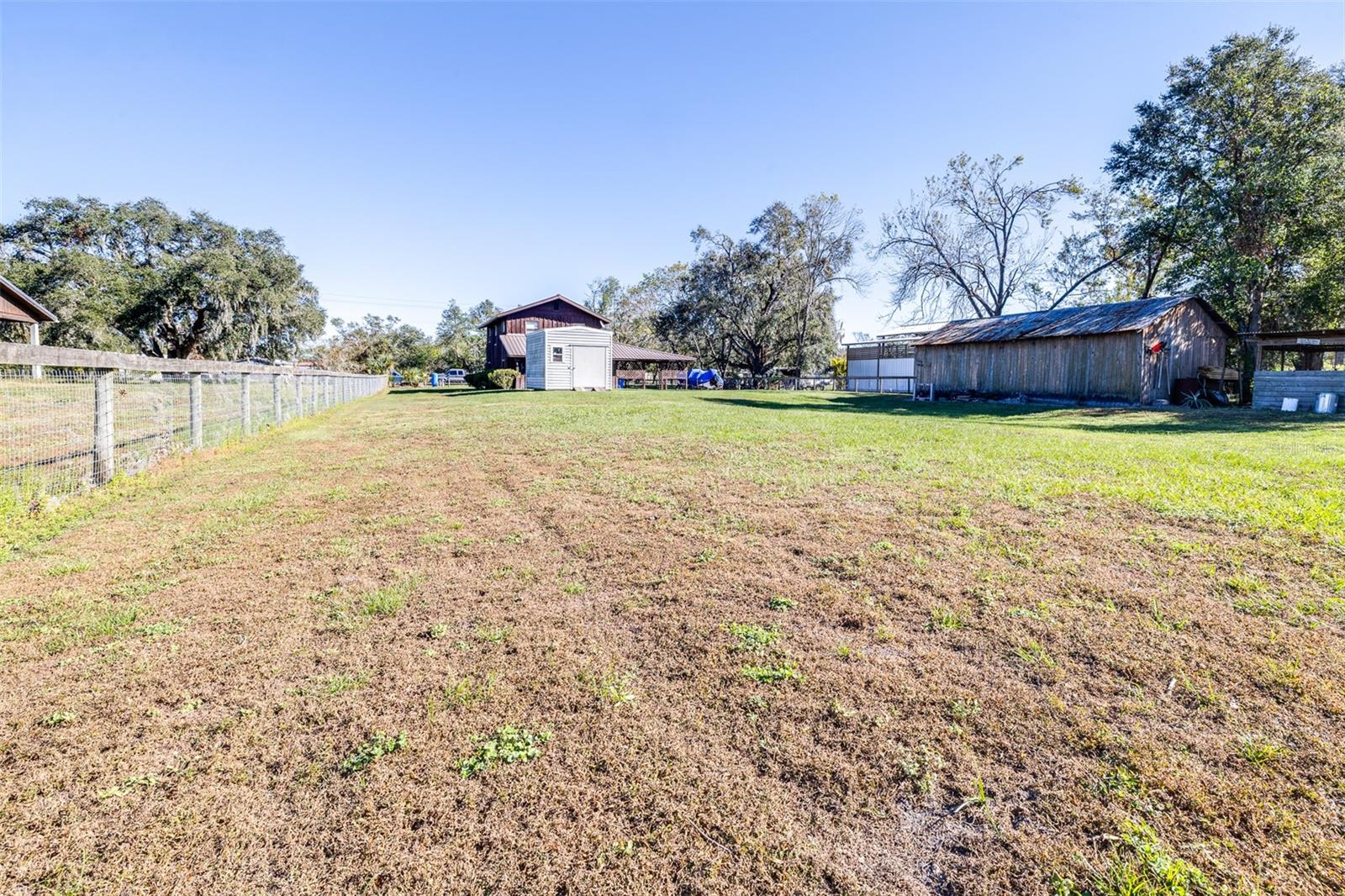 8715 EDISON RD