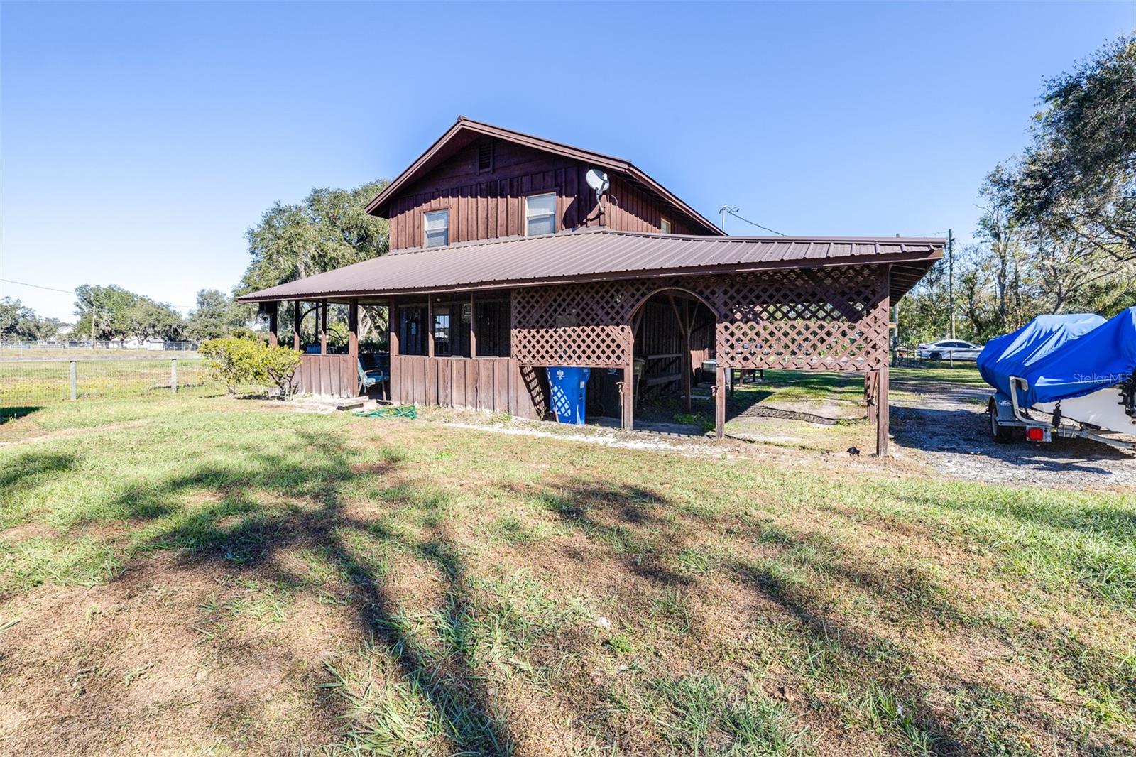 8715 EDISON RD