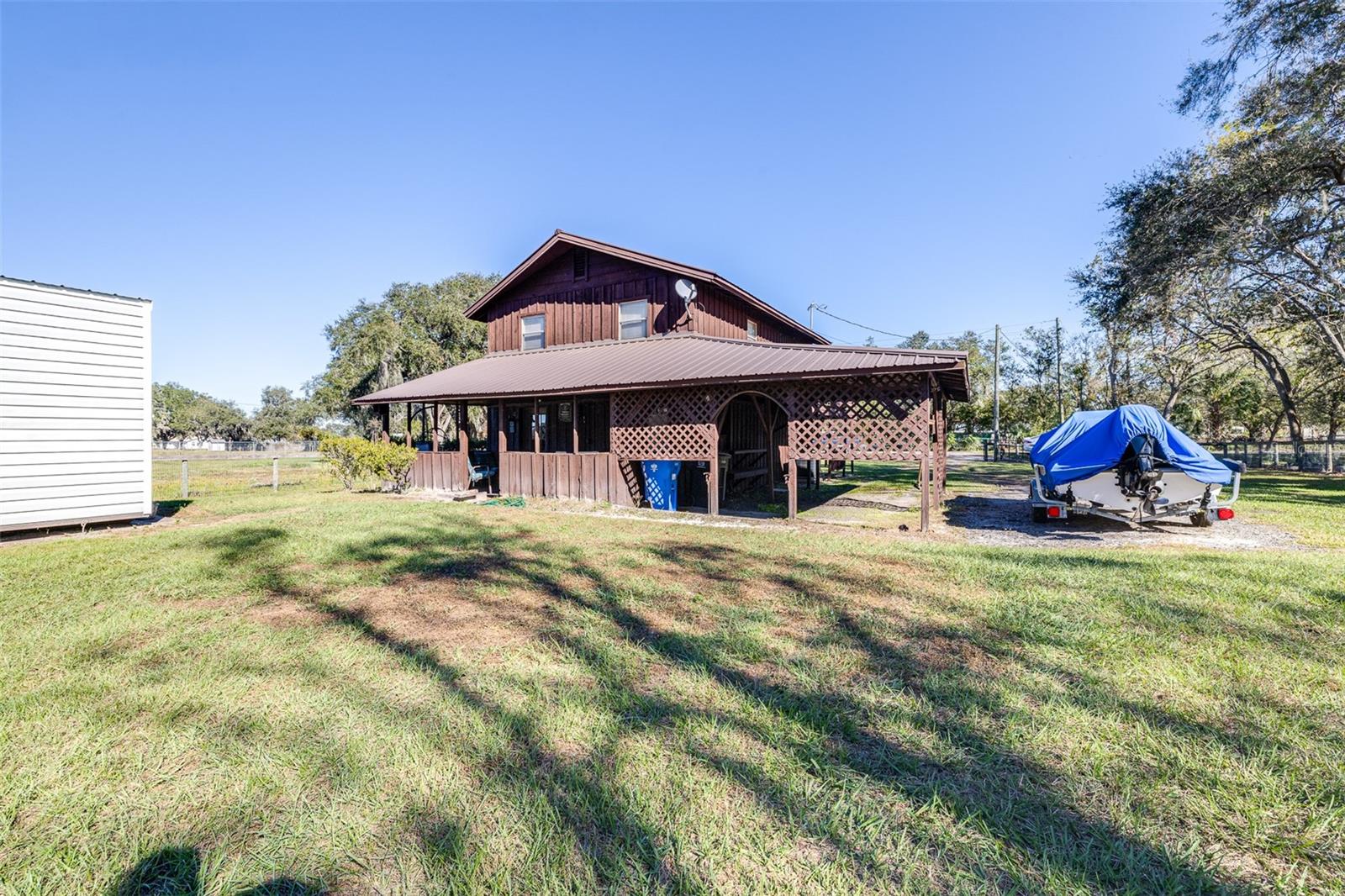 8715 EDISON RD