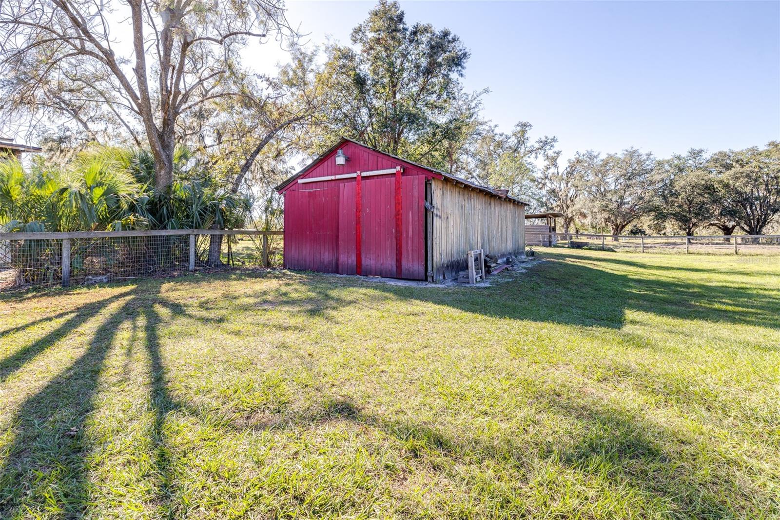 8715 EDISON RD