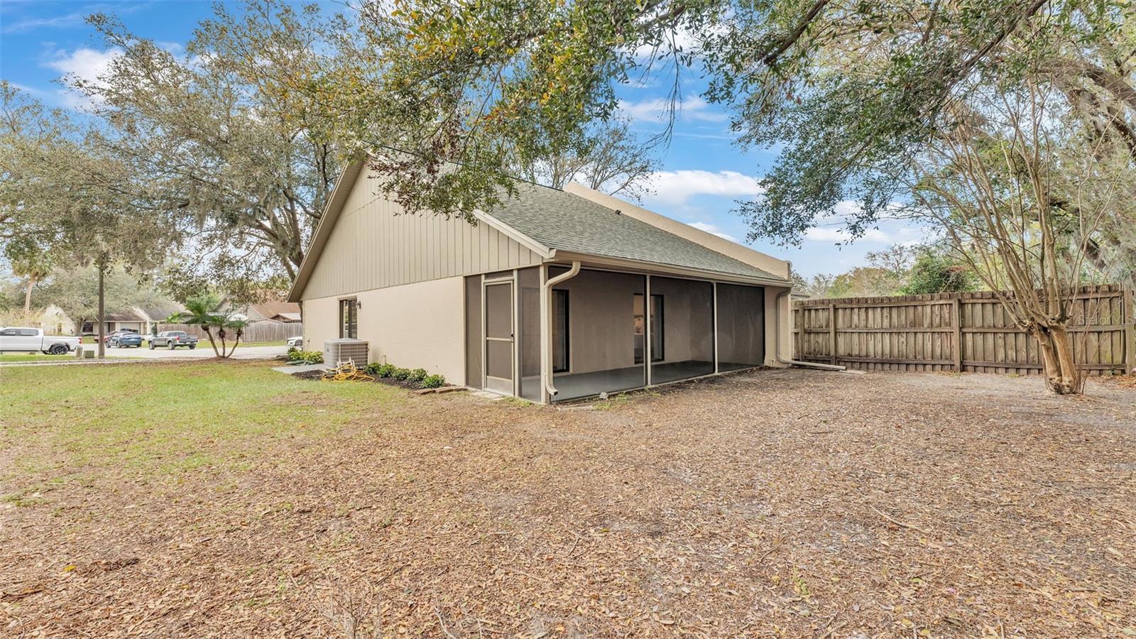 5155 FAIRFIELD DR