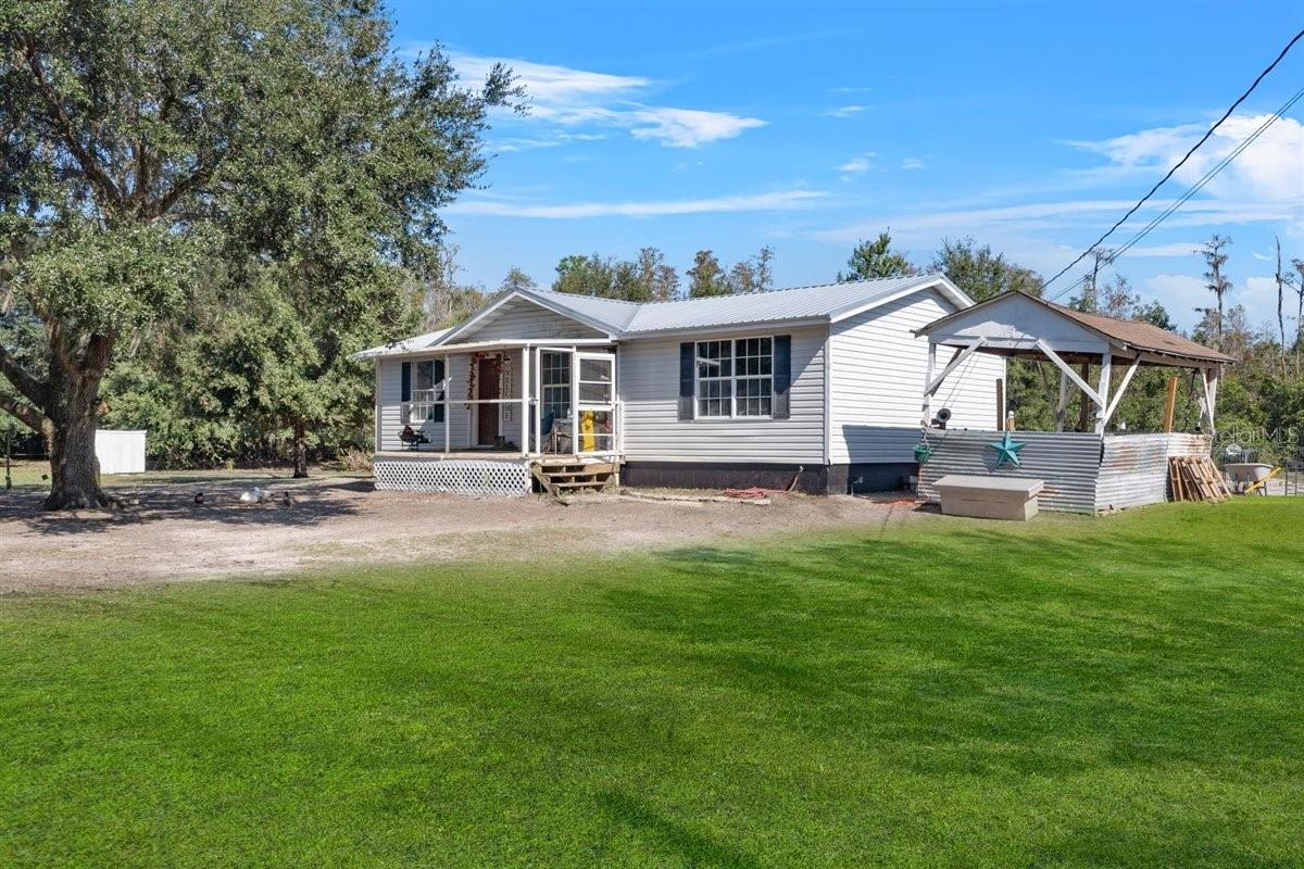 2715 RED RIVER TRL