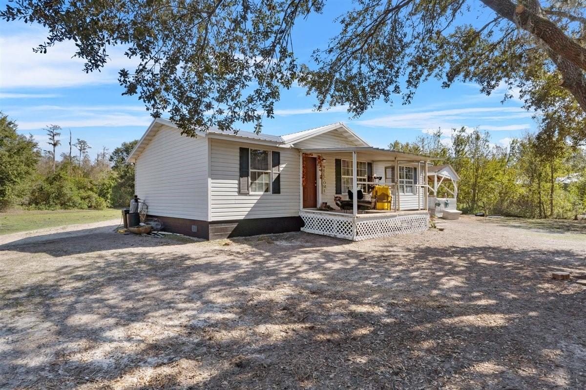 2715 RED RIVER TRL