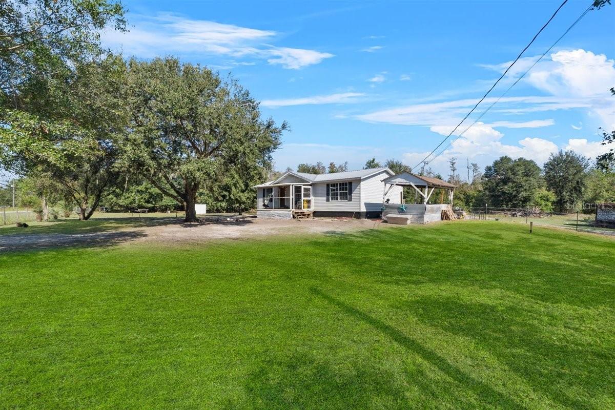 2715 RED RIVER TRL