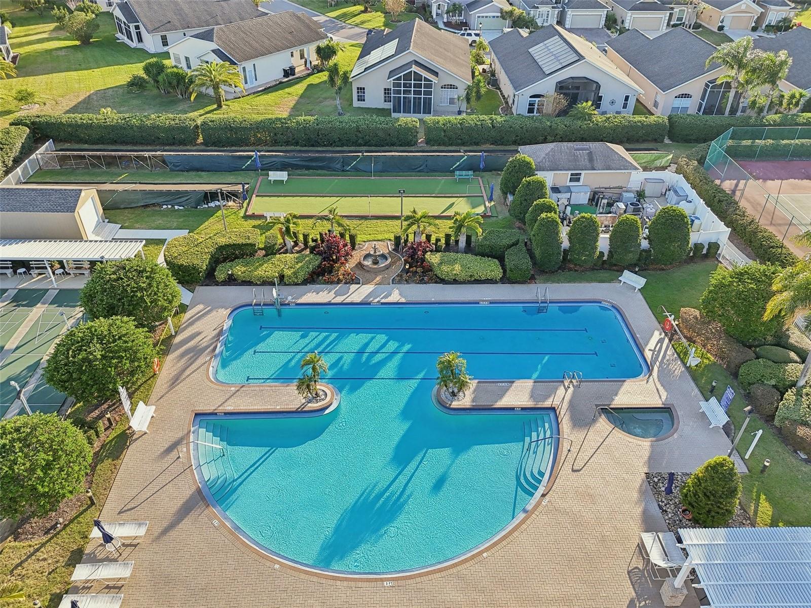 823 CUNNINGHAM DR