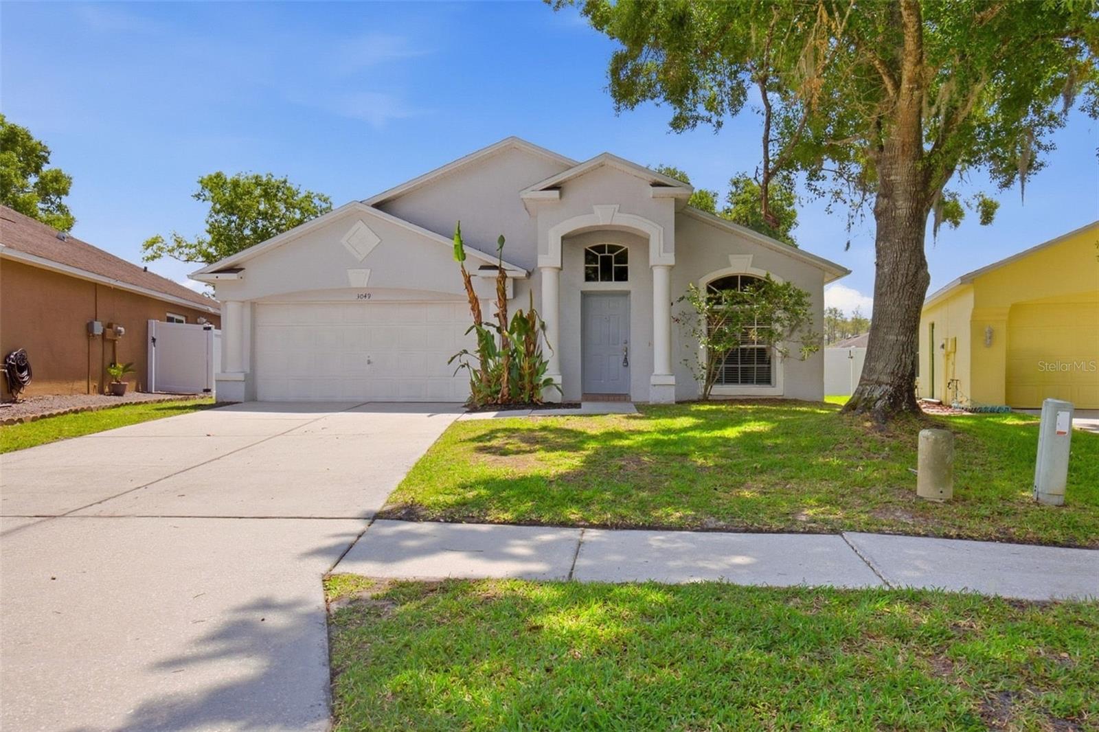 3049 CASTLE ROCK CIR