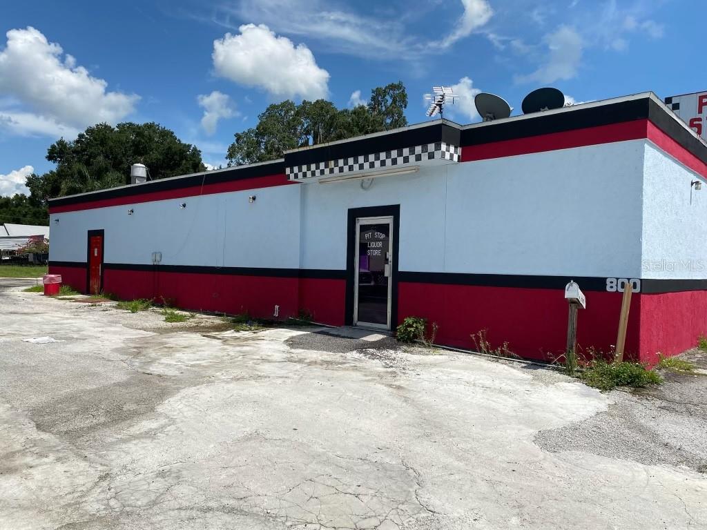 800 N CHARLESTON AVE