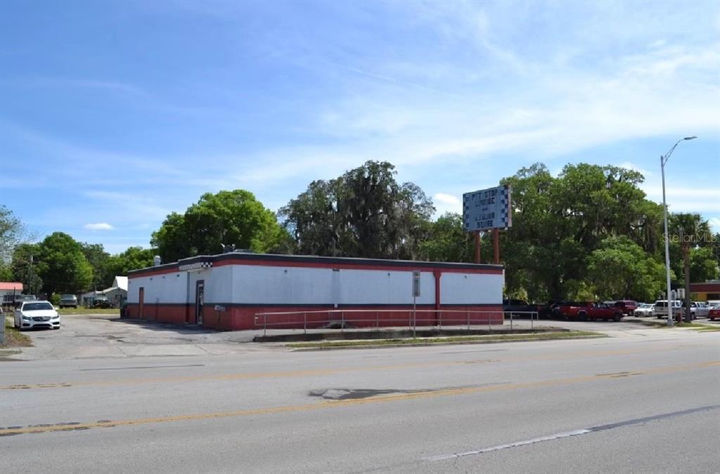 800 N CHARLESTON AVE