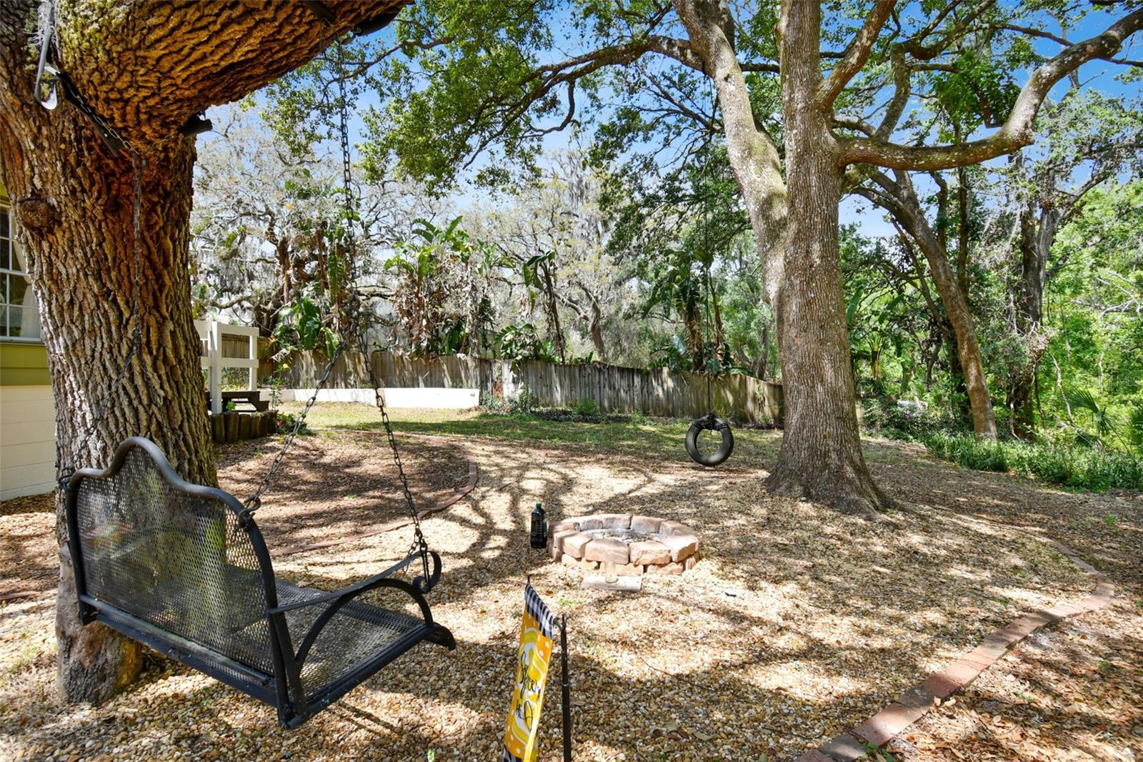 11208 DONNEYMOOR DR