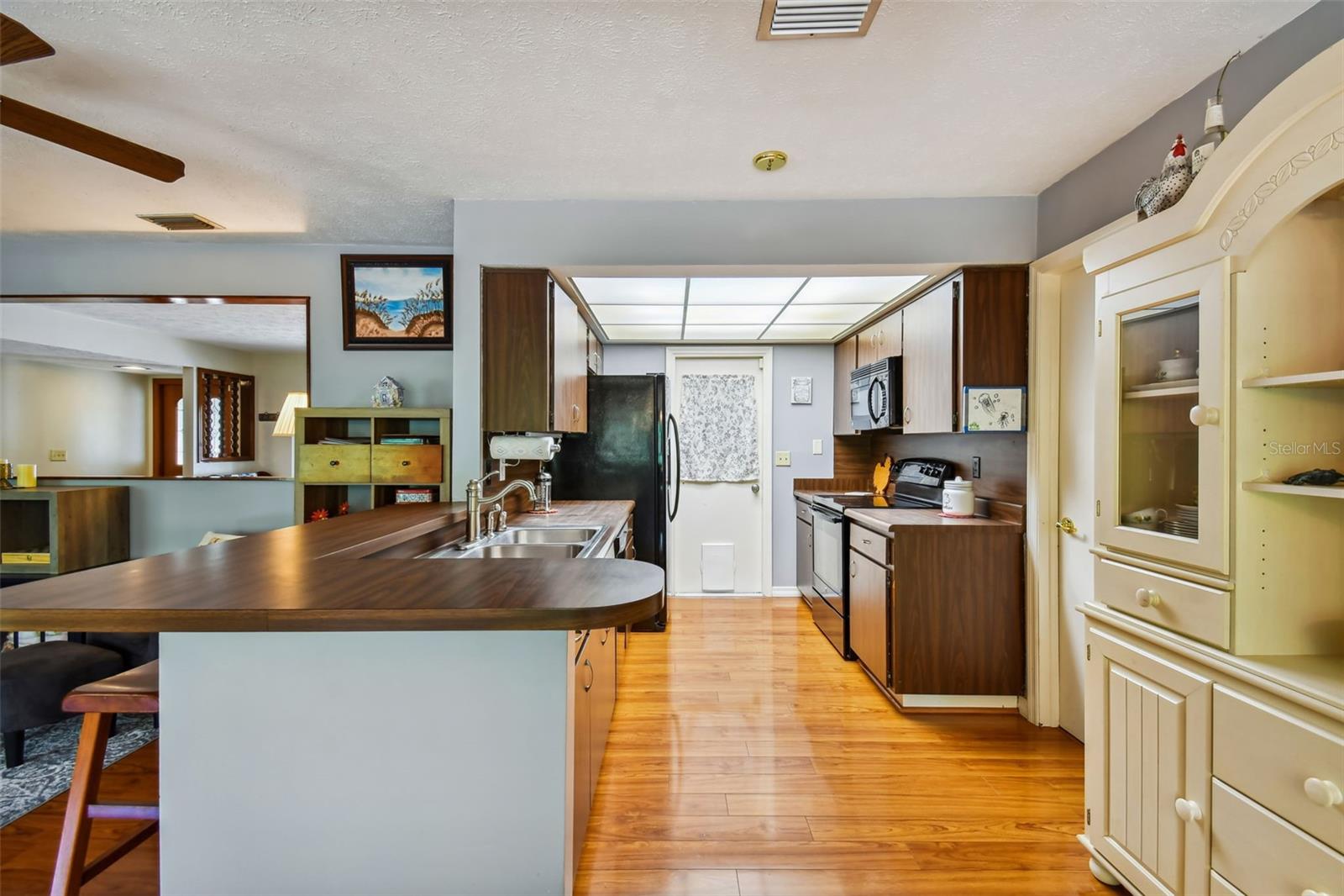 11208 DONNEYMOOR DR