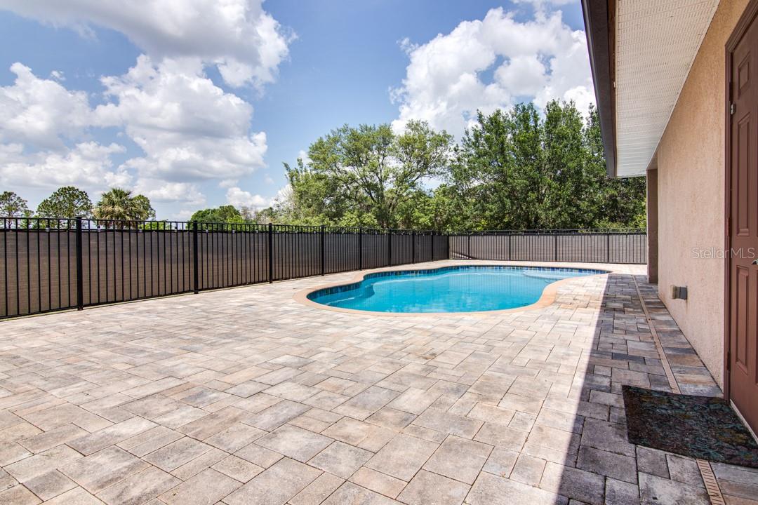 23036 EQUES LN
