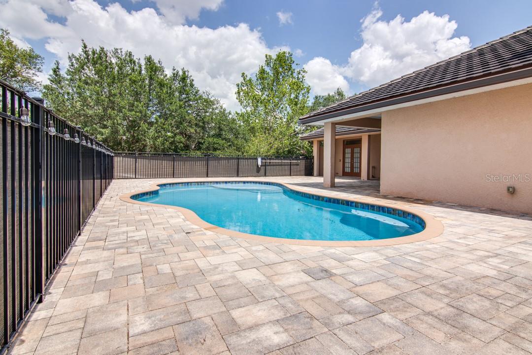 23036 EQUES LN