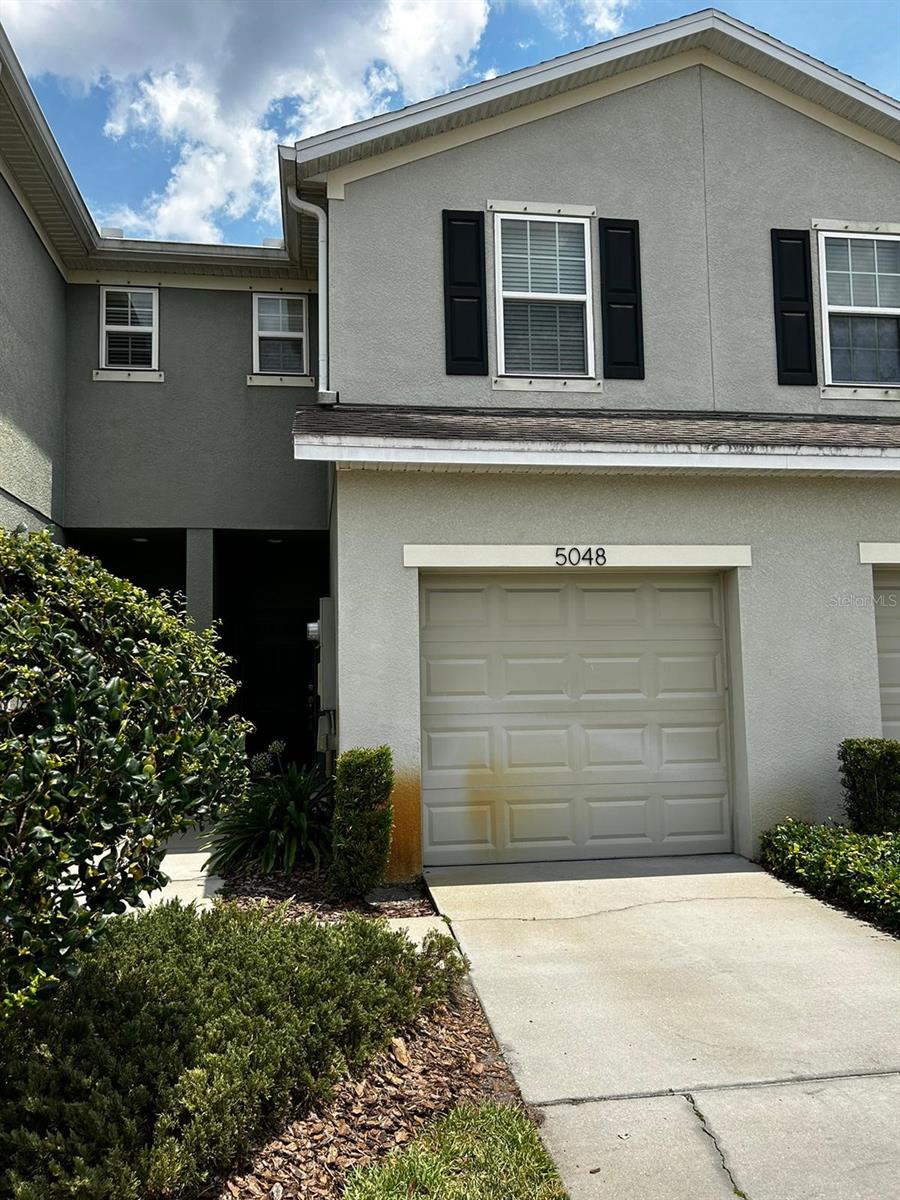 5048 WHITE SANDERLING CT