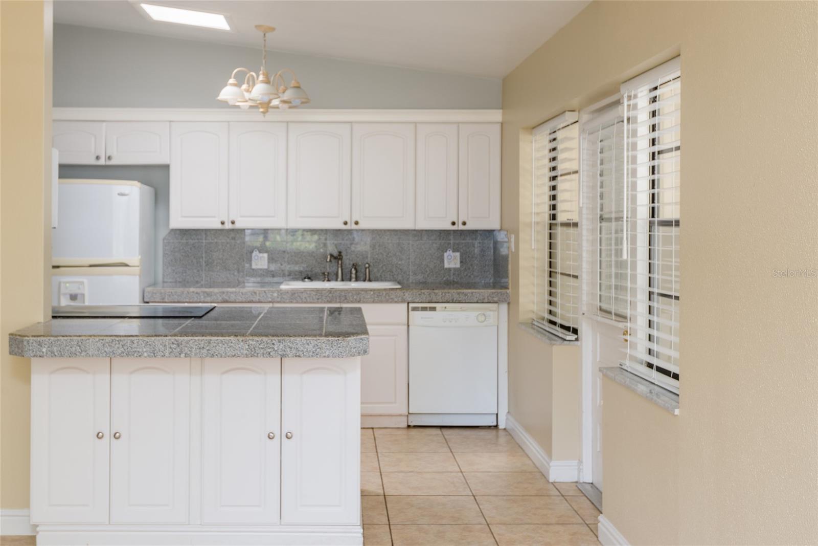 3414 W VILLA ROSA ST